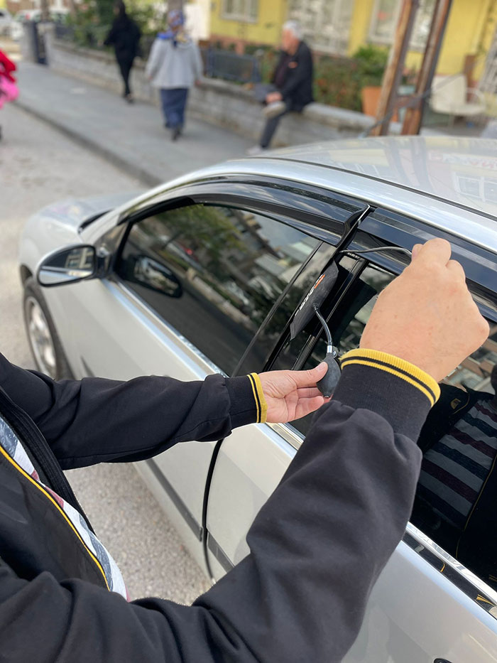 Doğanhisar Oto Kilitçisi